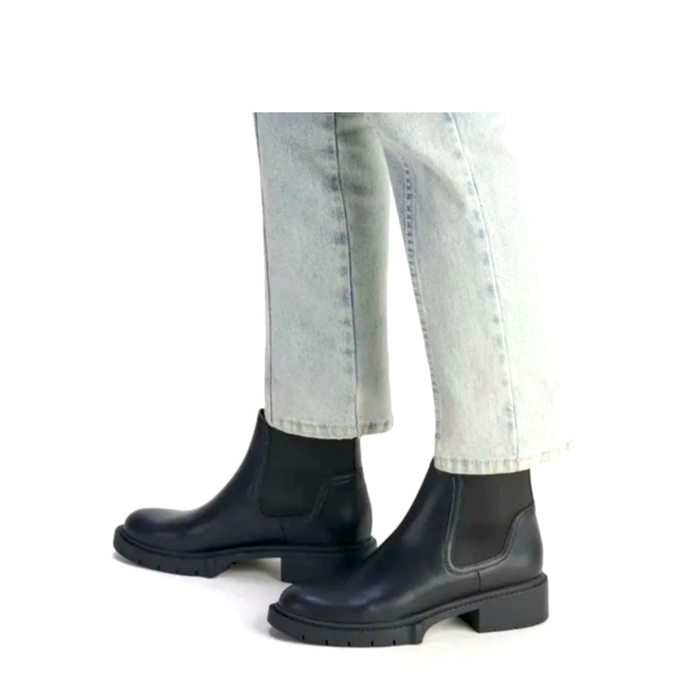 Coach Lenora Boots - Size 9.5 - Black